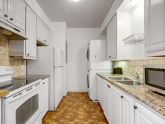 4th image of 2529 Rio Grande St APT 12