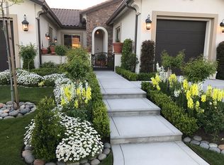 11383 N Relajante Way, Fresno, CA 93730