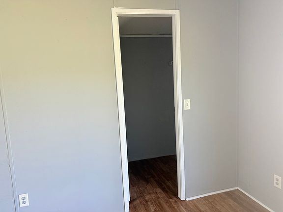 5th image of 2799 Valley Forge Rd