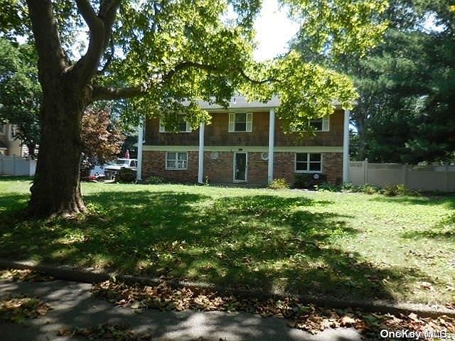 1st image of 232 Cedrus Avenue
