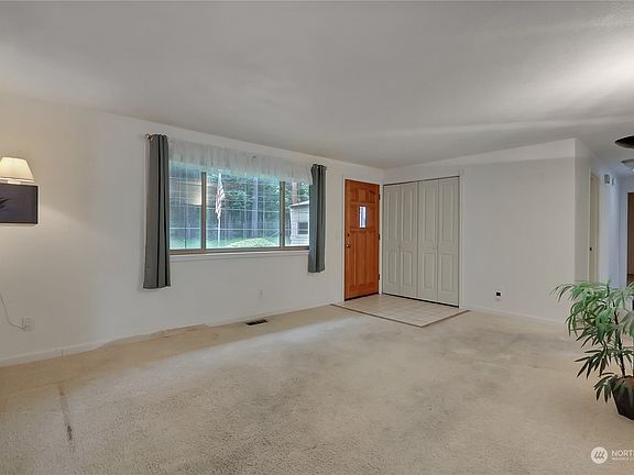 5th image of 22025 SE 288th Street