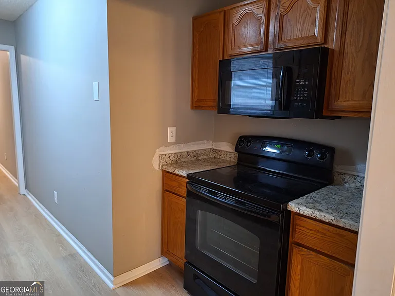 41 Sandstone Ln — Photo 18