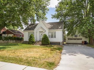 182 E 100 N, Clearfield, UT 84015