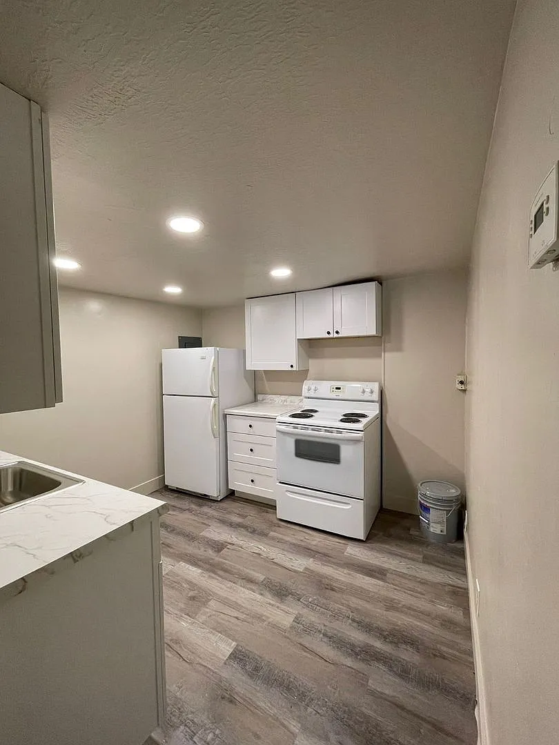 The Redwood Flats — Photo 4