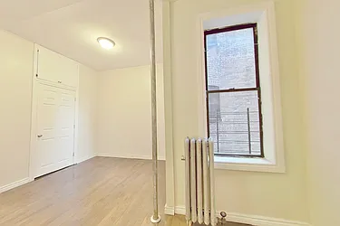 Rented by Platinum Properties