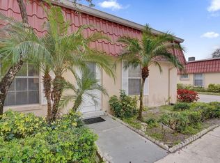 282 Cape Cod Cir APT A, Lake Worth, FL 33467