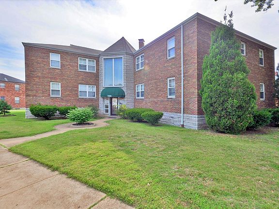 4th image of 7201 Hampton Ave #1C
