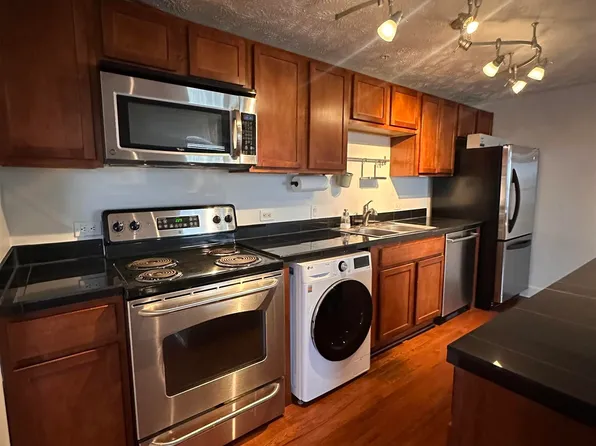 105 N 31st Ave APT 601, Omaha, NE 68131