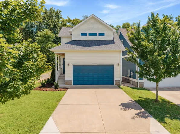 2012A Rosemary Ln, Nashville, TN 37210