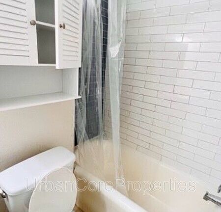 2nd image of 360 13th Ave NE APT 25