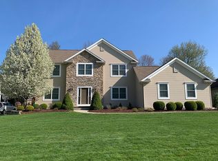 719 Dominion Dr, Kent, OH 44240