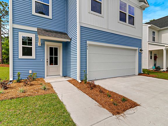 3rd image of 146 Lockwood Dr