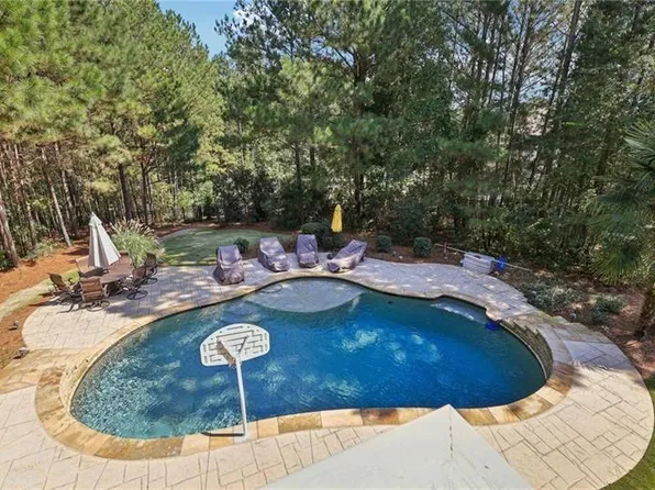 3950 Stanford Dr, Cumming, GA 30041