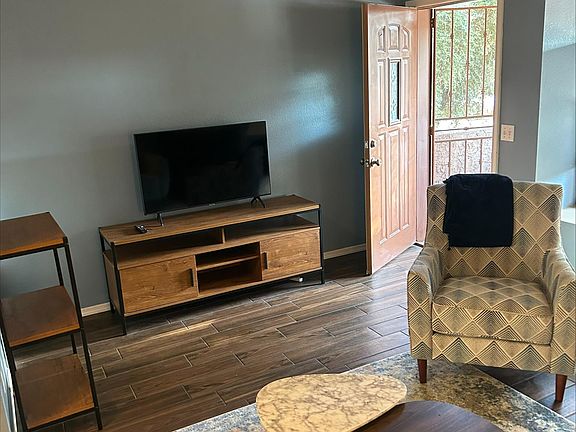 3rd image of 4901 E Kelton Ln Unit 1024