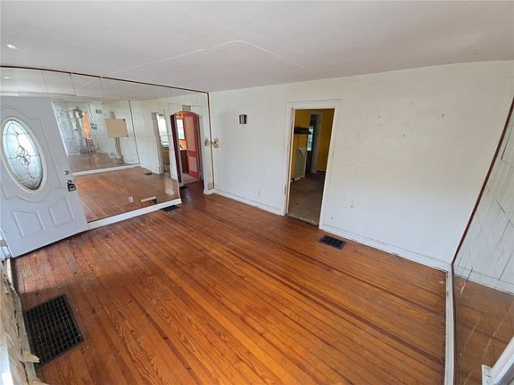 4th image of 59 S Moss Ave