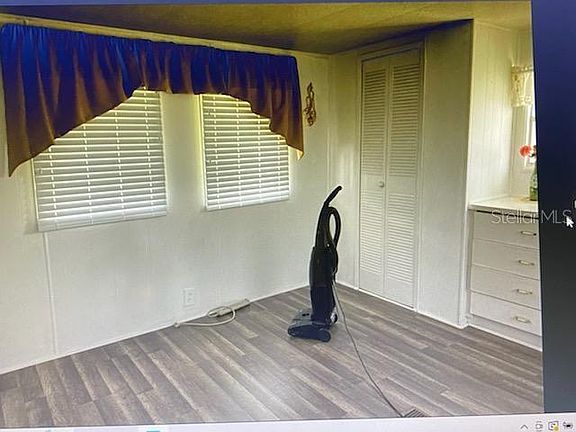 5th image of 1766 Palm Springs St