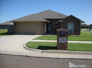 11644 SW 9th St, Yukon, OK 73099