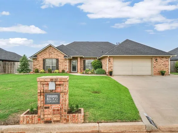 3909 Pilgrim Ln, Altus, OK 73521