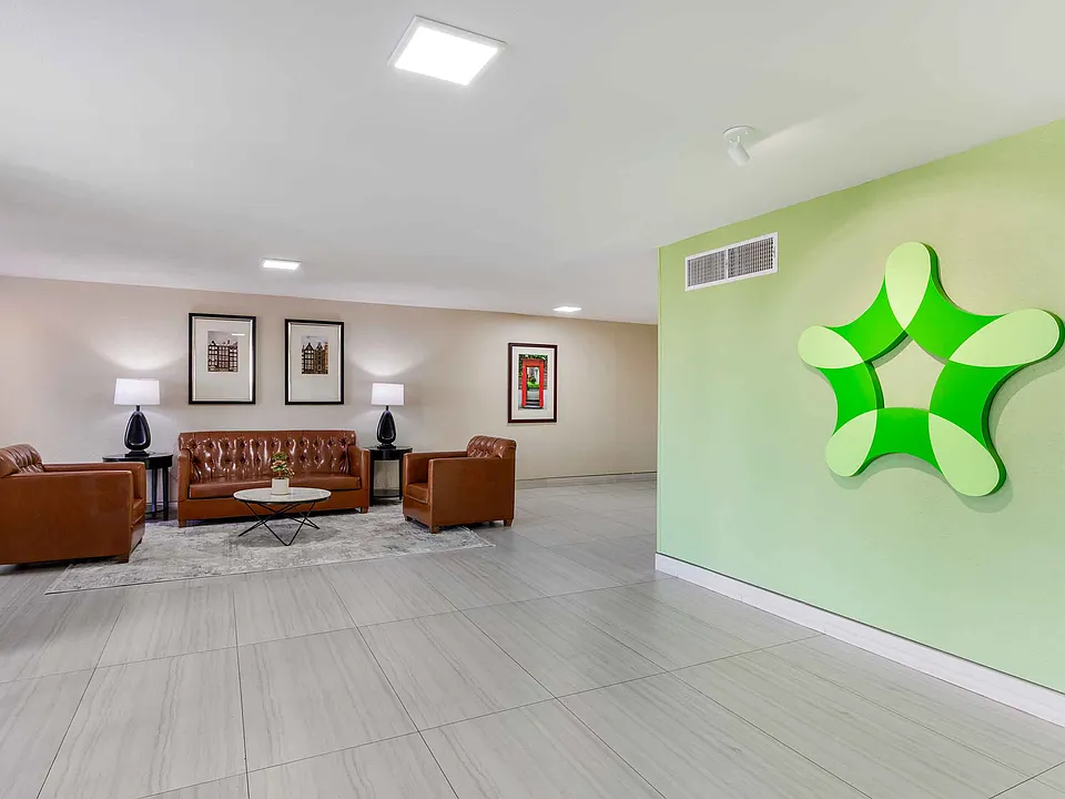 Lobby and Guest Check-in