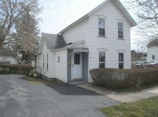 29 Hutchins St, Batavia, NY 14020