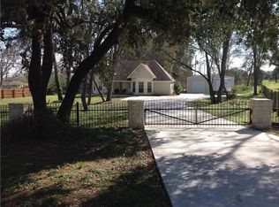 169 Fm 153, Smithville, TX 78957