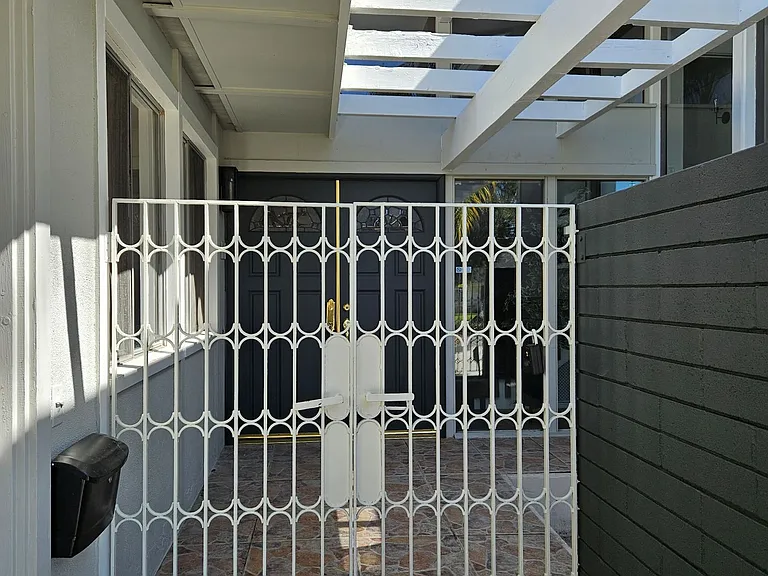 3657 Broadmoor Blvd — Photo 3