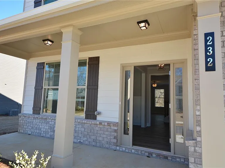 232 Hellen Valley Dr — Photo 6