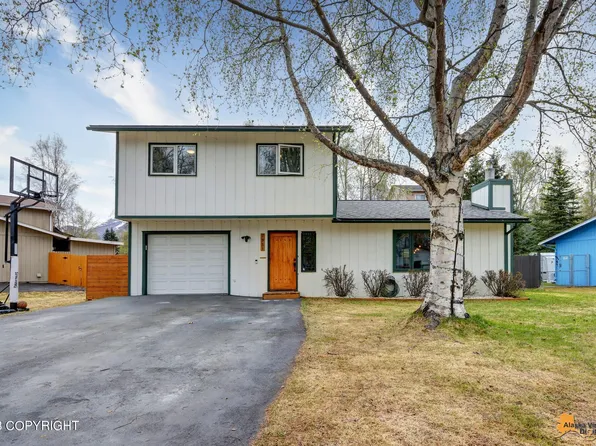 7951 Resurrection Dr, Anchorage, AK 99504
