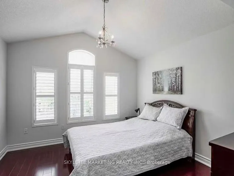 100 Emery Hill Blvd — Photo 13