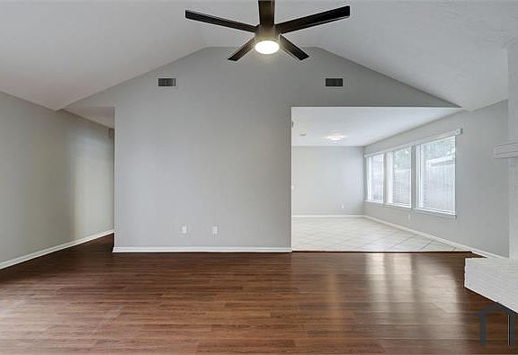 5th image of 3309 Glenmeadow Dr