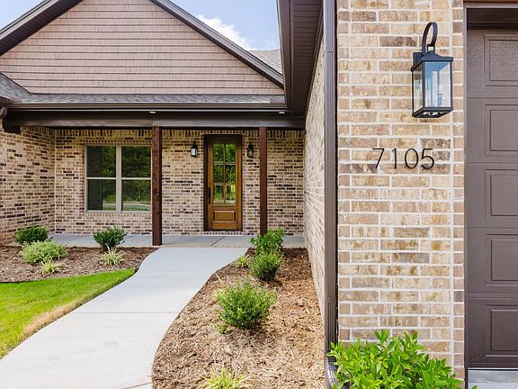 3rd image of 7105 Cold Creek Dr