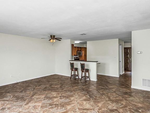 5th image of 100 Daly Boulevard #1508