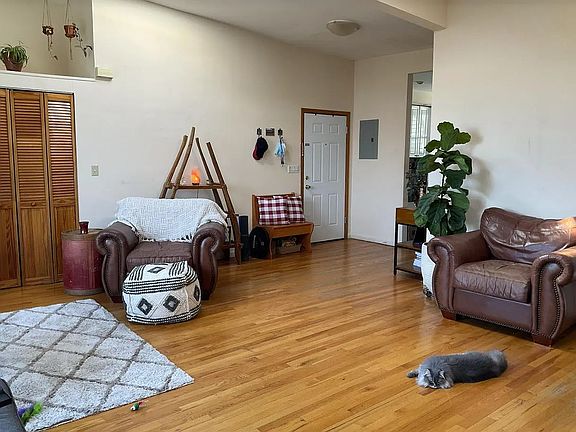 5th image of 255 Ogden Ave #2