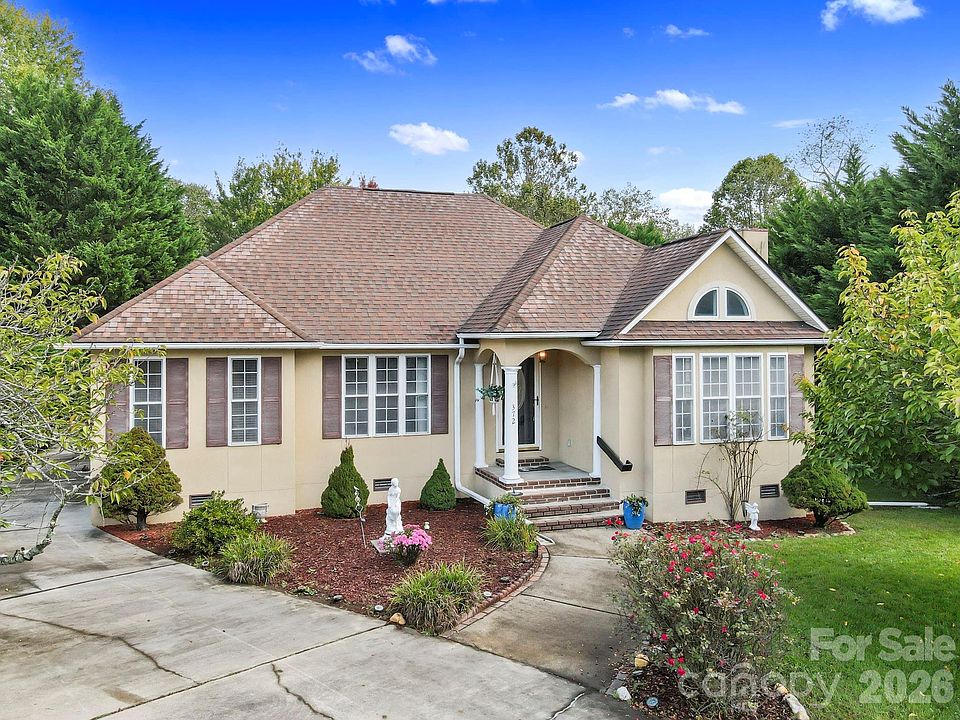 1st image of 372 Kingfisher Ln