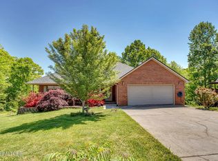 605 Marston Ln, Knoxville, TN 37920