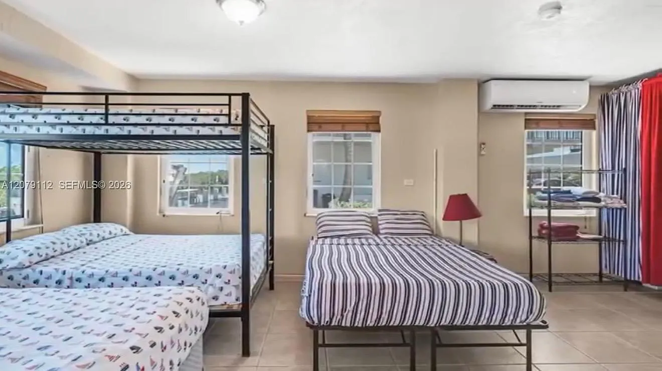 Long Key Estates 4th Add — Photo 2