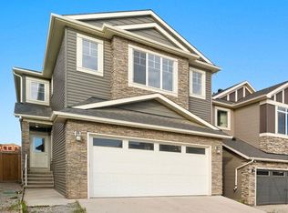 240 E Nolanhurst Cres NW, Calgary, AB T3R0Z6