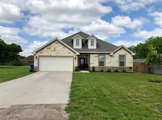 761 Bayport Dr, Lancaster, TX 75134