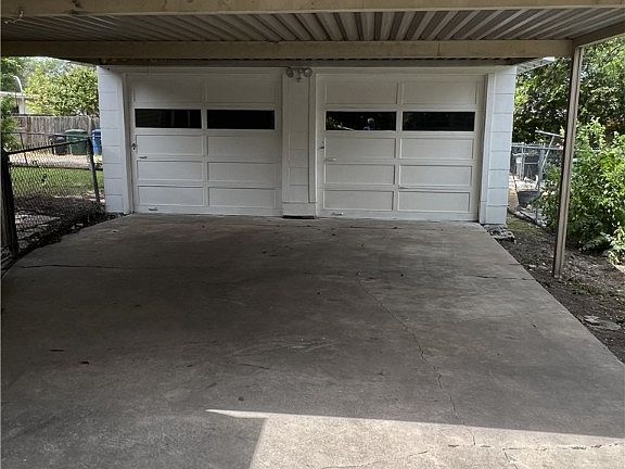 4th image of 123 Sullivan Dr