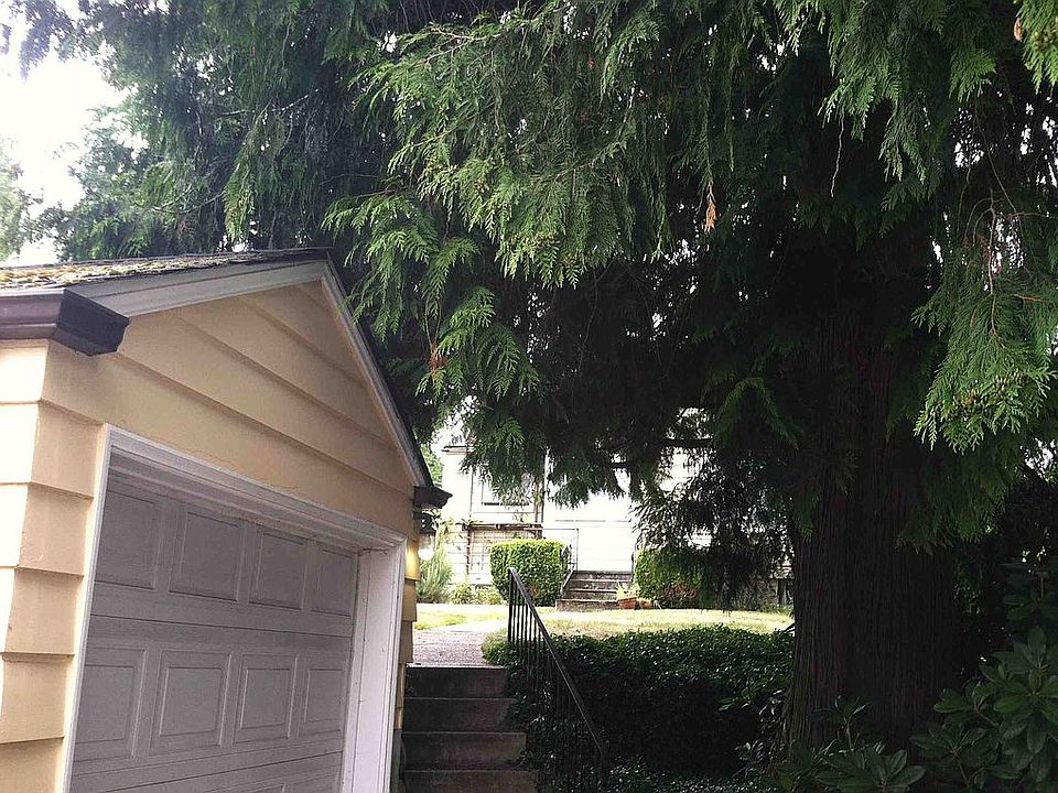 1st image of 10837 24th Ave NE