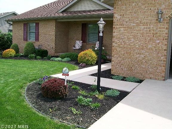 3rd image of 60 Parkwood Dr #53