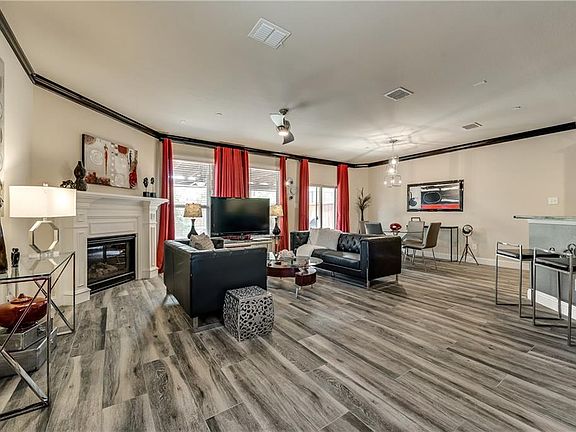 3rd image of 2636 Jacobson Dr