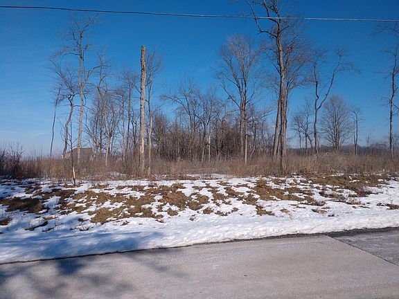 4th image of W130N11622 Harvest Ln Lot 1