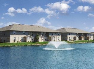 2401 Carisbrooke Dr APT 11, Champaign, IL 61820