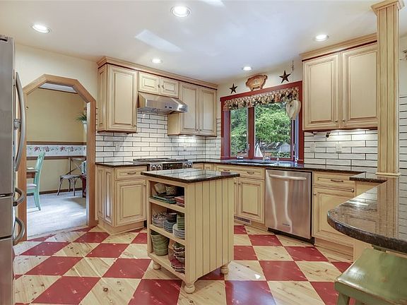 5th image of this home
