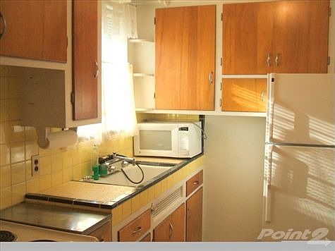 5th image of 8073 Parkland
