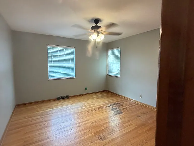 942 Margaret Dr — Photo 34