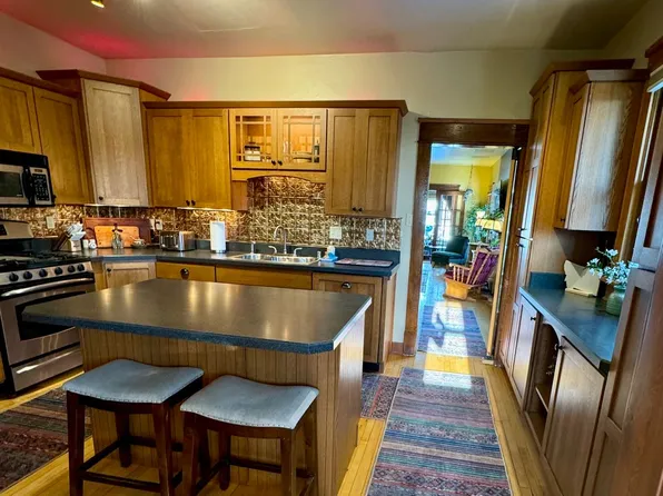 930 N 31st St, Billings, MT 59101