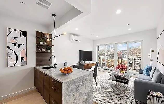 Rented by I&A Realty Group LLC | media 6