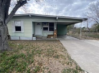 1100 S Cameron St, Alice, TX 78332